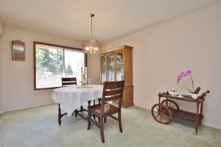 Photo 5: 10439 GLENMOOR Place in Surrey: Fraser Heights House for sale in "Fraser Glen" (North Surrey)  : MLS®# R2065099
