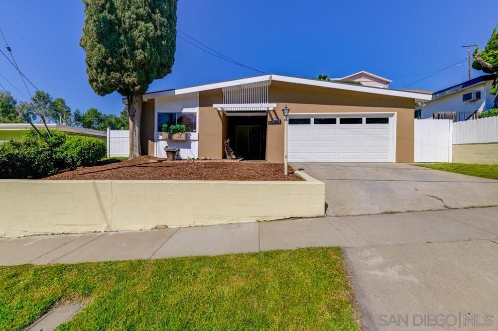 Main Photo: House for sale : 3 bedrooms : 4530 Revillo Way in San Diego