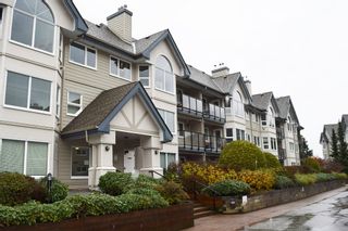 Photo 1: 110- 1466 Pemberton Avenue in Squamish: Condo for sale : MLS®# R2121674
