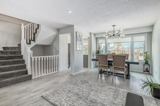 Photo 9: 14 Coachway Gardens SW in Calgary: Coach Hill Row/Townhouse for sale : MLS®# A2050354