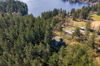 Photo 3: 192 Goward Rd in VICTORIA: SW Prospect Lake House for sale (Saanich West)  : MLS®# 824388