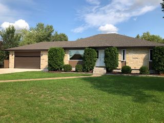Photo 2: 34 Larch Bay in Oakbank: RM Springfield Single Family Detached for sale (R04)  : MLS®# 202121946