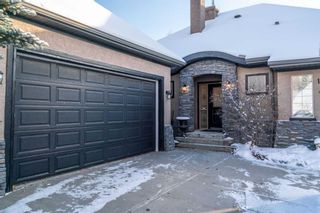 Photo 4: 146 Discovery Ridge Boulevard SW in Calgary: Discovery Ridge Detached for sale : MLS®# A2090092
