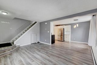Photo 12: 53 3809 45 Street SW in Calgary: Glenbrook Row/Townhouse for sale : MLS®# A2022232