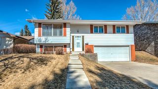 Photo 2: 5908 Dalkeith Hill NW in Calgary: Dalhousie Detached for sale : MLS®# A2019526