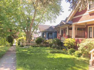 Photo 2: 1271 E 28TH Avenue in Vancouver: Knight House for sale in "FRASER/KNIGHT" (Vancouver East)  : MLS®# R2584737