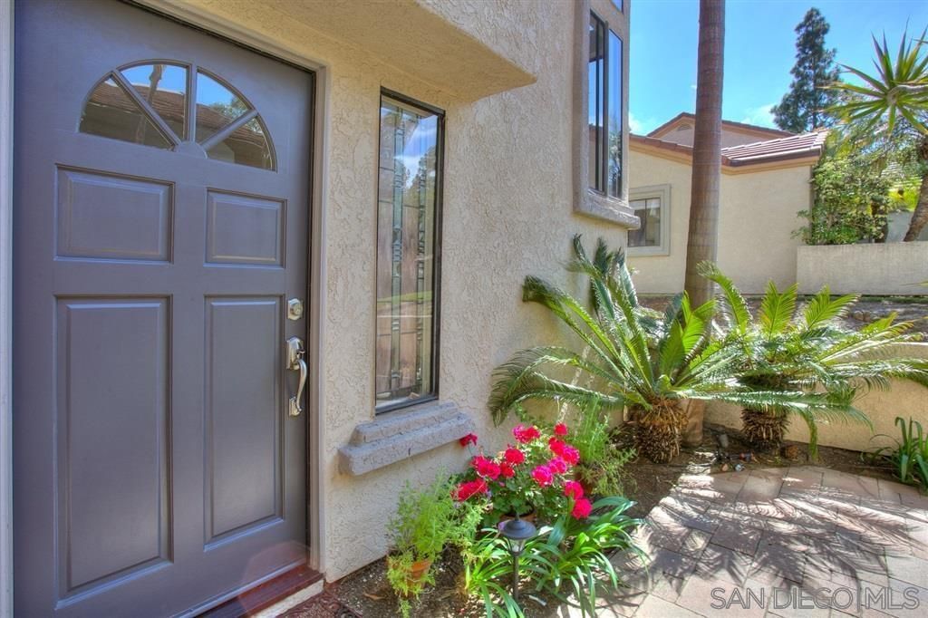 Photo 4: Photos: CARMEL VALLEY Twin-home for rent : 3 bedrooms : 3631 Fallon Circle in San Diego