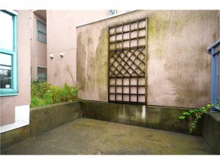 Photo 12: # 1B 2433 E 10TH AV in Vancouver: Renfrew VE Townhouse for sale (Vancouver East)  : MLS®# V1026968