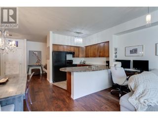 Photo 2: 3178 Via Centrale Road Unit# 2102 in Kelowna: House for sale : MLS®# 10301081