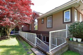 Photo 5: 2305 139A Street in Surrey: Elgin Chantrell House for sale (South Surrey White Rock)  : MLS®# R2688551