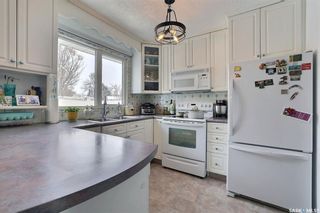 Photo 9: 91 Andre Avenue in Regina: Normanview West Residential for sale : MLS®# SK922900