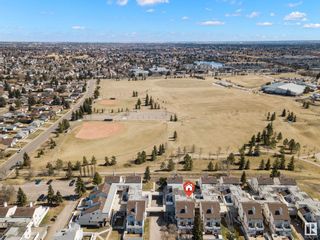 Photo 41: 93 LANCASTER Terrace in Edmonton: Zone 27 Townhouse for sale : MLS®# E4383312