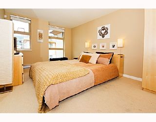 Photo 4: 29 638 W 6TH Avenue in Vancouver: Fairview VW Townhouse for sale in "STELLA DEL FIORDO" (Vancouver West)  : MLS®# V663726