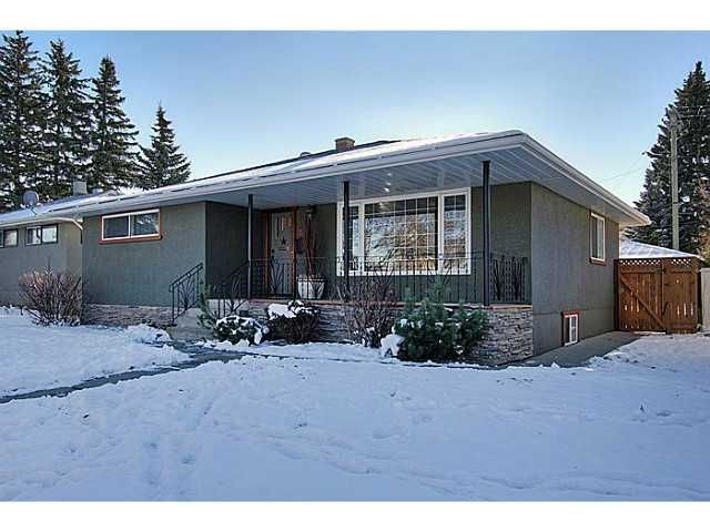 Main Photo: 3119 35 Avenue SW in CALGARY: Rutland Park Residential Detached Single Family for sale (Calgary)  : MLS®# C3591829