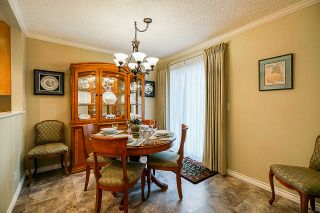 Photo 7: 6069 E GREENSIDE Drive in Surrey: Cloverdale BC Townhouse for sale in "GREENSIDE ESTATES" (Cloverdale)  : MLS®# R2346385