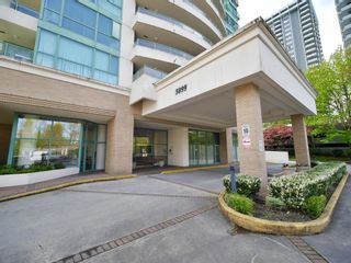 Photo 2: 2101 5899 WILSON Avenue in Burnaby: Central Park BS Condo for sale in "Paramount II" (Burnaby South)  : MLS®# R2690682