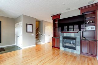 Photo 5: 624 23 Avenue NE in Calgary: Winston Heights/Mountview Semi Detached (Half Duplex) for sale : MLS®# A2034709