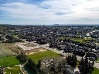Photo 9: 36 Elmont Drive SW in Calgary: Springbank Hill Multi Family for sale : MLS®# A2133119