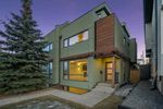 Main Photo: 2433 29 Avenue SW in Calgary: Richmond Semi Detached (Half Duplex) for sale : MLS®# A2117895