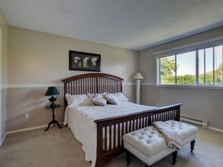 Photo 10: 6421 Loganberry Pl in Central Saanich: CS Tanner House for sale : MLS®# 935359