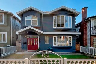 Photo 1: 3158 VENABLES Street in Vancouver: Renfrew VE House for sale (Vancouver East)  : MLS®# R2820193