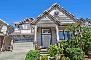 Photo 3: 6351 167B Street in Surrey: Cloverdale BC House for sale in "West Cloverdale" (Cloverdale)  : MLS®# R2475893
