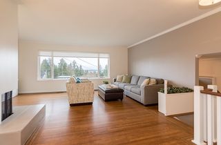 Photo 4: 1535 RENA Crescent in West Vancouver: Ambleside House for sale in "AMBLESIDE ESTATES" : MLS®# R2025467