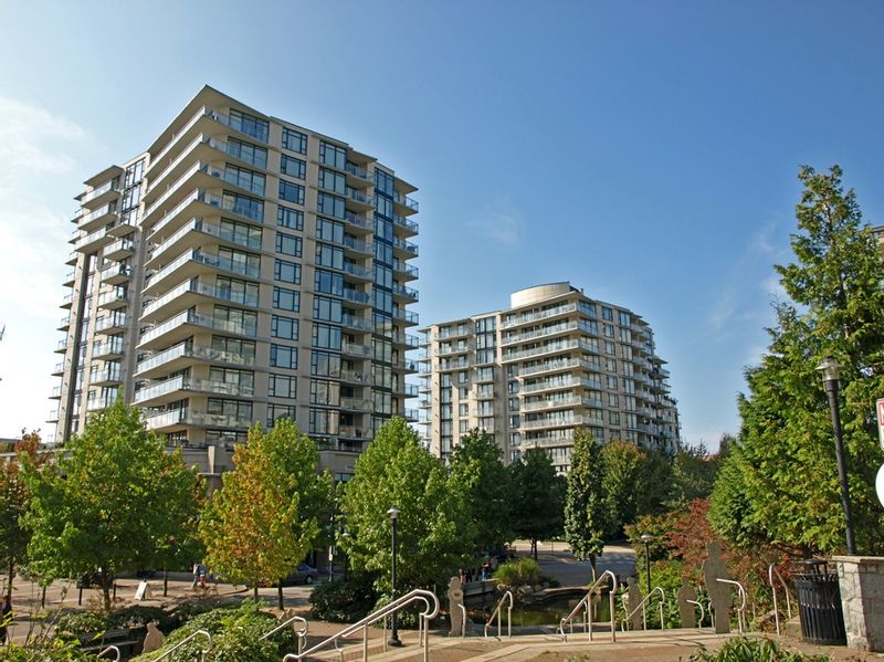 FEATURED LISTING: 514 - 175 1ST Street West North Vancouver