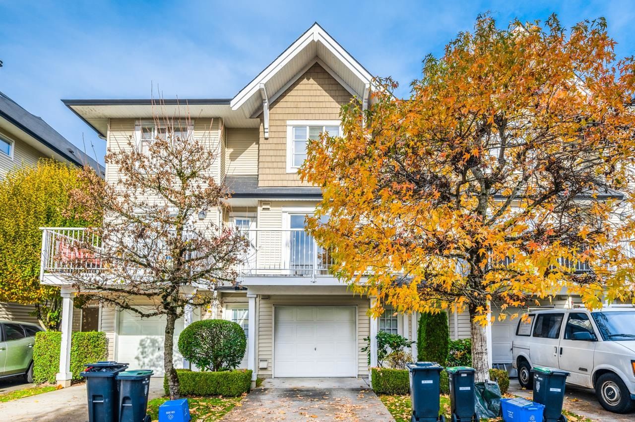 Main Photo: 10 20560 66 AVENUE in Langley: Willoughby Heights Townhouse for sale : MLS®# R2645918
