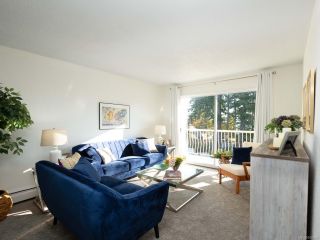 Photo 1: 402 322 Birch St in Campbell River: CR Campbell River Central Condo for sale : MLS®# 916060