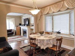 Photo 5: 1309 5 Street NW in Calgary: Rosedale Detached for sale : MLS®# A2121054