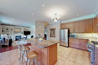 Photo 11: 11 Louvre Circle in Brampton: Vales of Castlemore North House (2-Storey) for sale : MLS®# W5707499