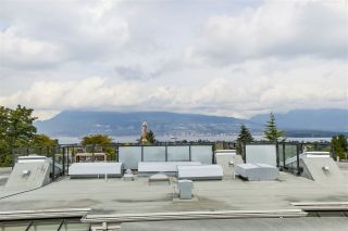Photo 19: 401 3637 W 17TH Avenue in Vancouver: Dunbar Townhouse for sale in "HIGHBURY HOUSE" (Vancouver West)  : MLS®# R2311550