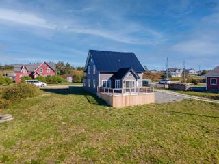 Photo 6: 2844 Main Street in Clark's Harbour: 407-Shelburne County Residential for sale (South Shore)  : MLS®# 202225220