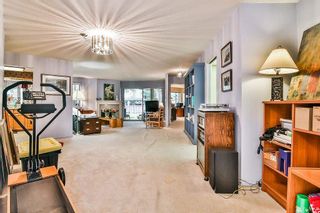 Photo 11: 407 19645 64 Avenue in Langley: Willoughby Heights Townhouse for sale in "Highgate Terrace" : MLS®# R2194497