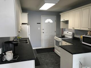 Photo 3: 540 J Avenue North in Saskatoon: Westmount Residential for sale : MLS®# SK895576