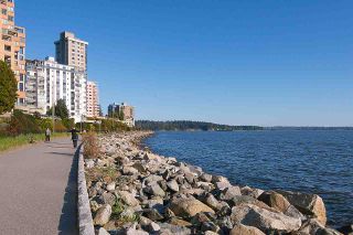 Photo 19: 602 2167 BELLEVUE Avenue in West Vancouver: Dundarave Condo for sale in "THE VANDEMAR WEST" : MLS®# R2401668