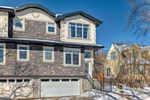 Main Photo: 424 29 Avenue NE in Calgary: Winston Heights/Mountview Semi Detached (Half Duplex) for sale : MLS®# A2112829