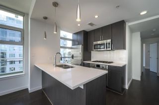 Photo 7: 1404 38 W 1ST Avenue in Vancouver: False Creek Condo for sale in "THE ONE" (Vancouver West)  : MLS®# R2691688