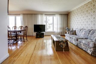 Photo 10: 47 Deevale Road in Toronto: Downsview-Roding-CFB House (Bungalow) for sale (Toronto W05)  : MLS®# W4458656