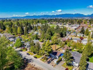 Photo 5: 14593 105A Avenue in Surrey: Guildford House for sale (North Surrey)  : MLS®# R2878181