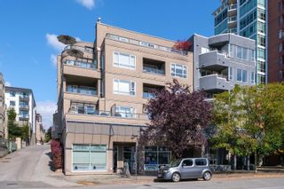 Photo 2: 203 118 E 2ND Street in North Vancouver: Lower Lonsdale Condo for sale in "THE EVERGREEN" : MLS®# R2814071