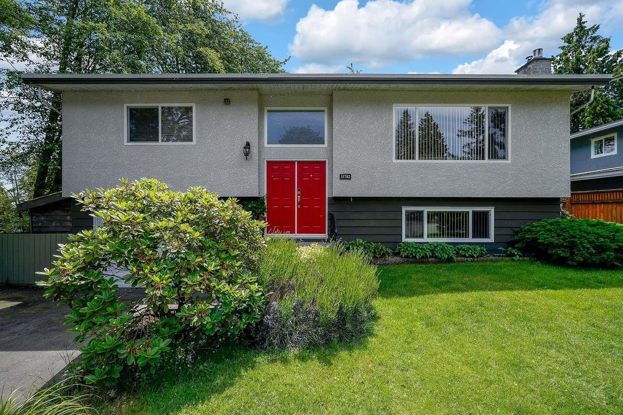 Main Photo: 15782 GOGGS Avenue: White Rock House for sale in "White Rock" (South Surrey White Rock)  : MLS®# R2697296