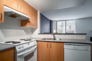 Photo 6: 204 1295 RICHARDS Street in Vancouver: Downtown VW Condo for sale in "THE OSCAR" (Vancouver West)  : MLS®# R2124812