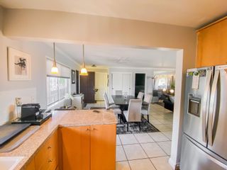 Photo 11: CLAIREMONT Condo for sale : 2 bedrooms : 2540 Clairemont Dr #308 in San Diego