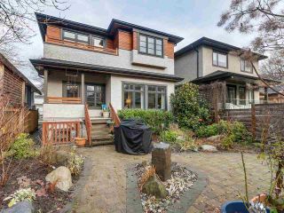 Photo 18: 832 W 19TH Avenue in Vancouver: Cambie House for sale in "DOUGLAS PARK/CAMBIE VILLAGE" (Vancouver West)  : MLS®# R2327562