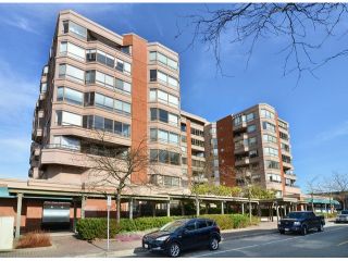 Photo 1: 709 15111 RUSSELL Avenue: White Rock Condo for sale in "PACIFIC TERRACE" (South Surrey White Rock)  : MLS®# F1405374