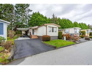 Photo 1: 63 15875 20 Avenue in Surrey: King George Corridor Manufactured Home for sale in "Sea Ridge Bays" (South Surrey White Rock)  : MLS®# R2527305