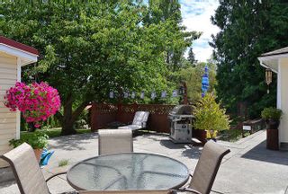 Photo 5: 1063 ROSAMUND Road in Gibsons: Gibsons & Area House for sale (Sunshine Coast)  : MLS®# R2089959