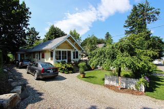 Photo 1: 750 NE 2nd Avenue in Salmon Arm: House for sale : MLS®# 10102847